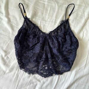 aerie top